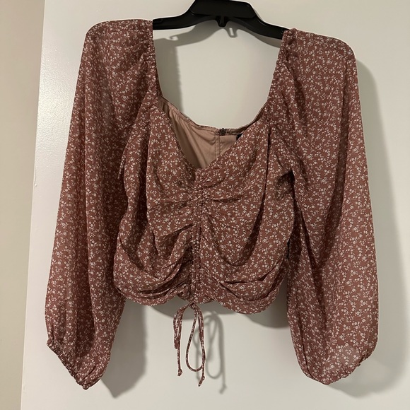 Women’s Size Large Cotton Candy Floral Blouse in Dusty Pink - Picture 2 of 5